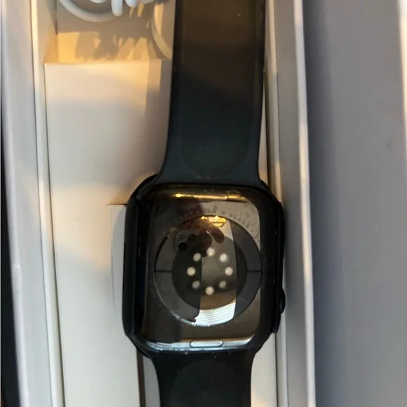 Apple Watch Series 7 - Midnight Aluminum